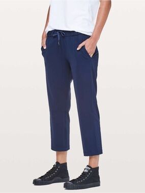 Lululemon on the fly pant - Navy